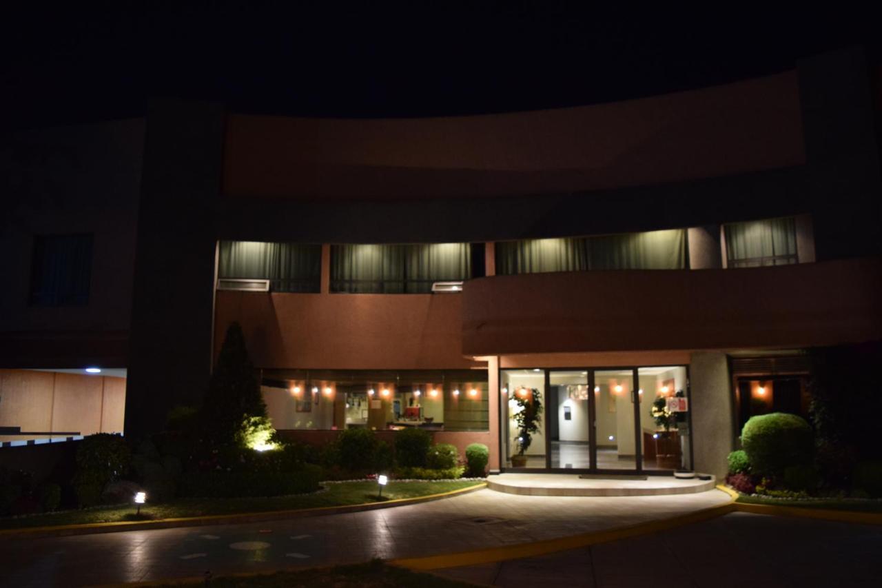 Hotel & Suites La Marquesa Толука Екстериор снимка