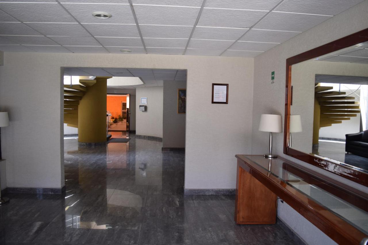Hotel & Suites La Marquesa Толука Екстериор снимка