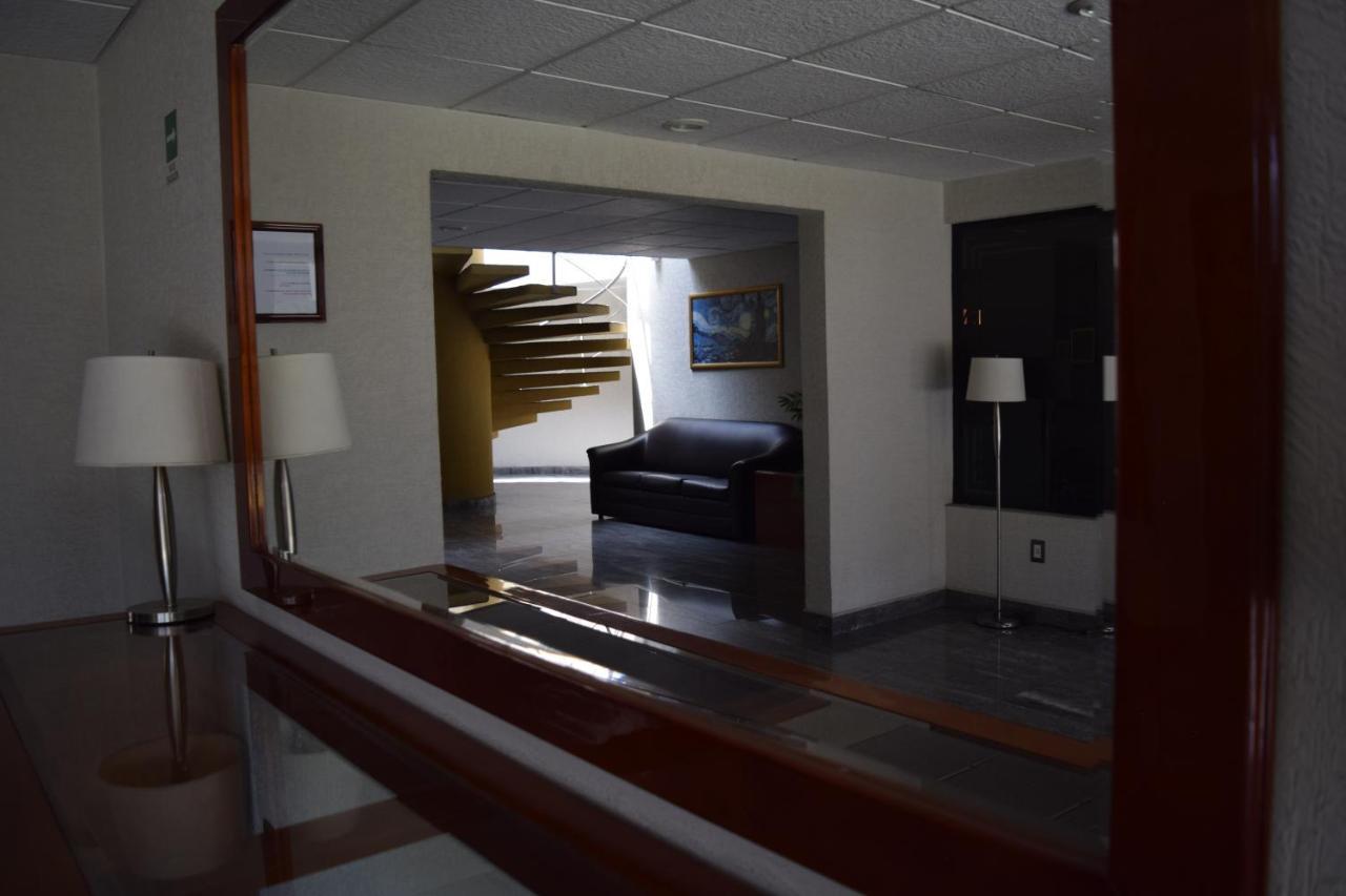 Hotel & Suites La Marquesa Толука Екстериор снимка